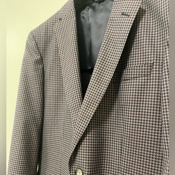 HUGO BOSS SUIT JACKET - Picture 3 of 3